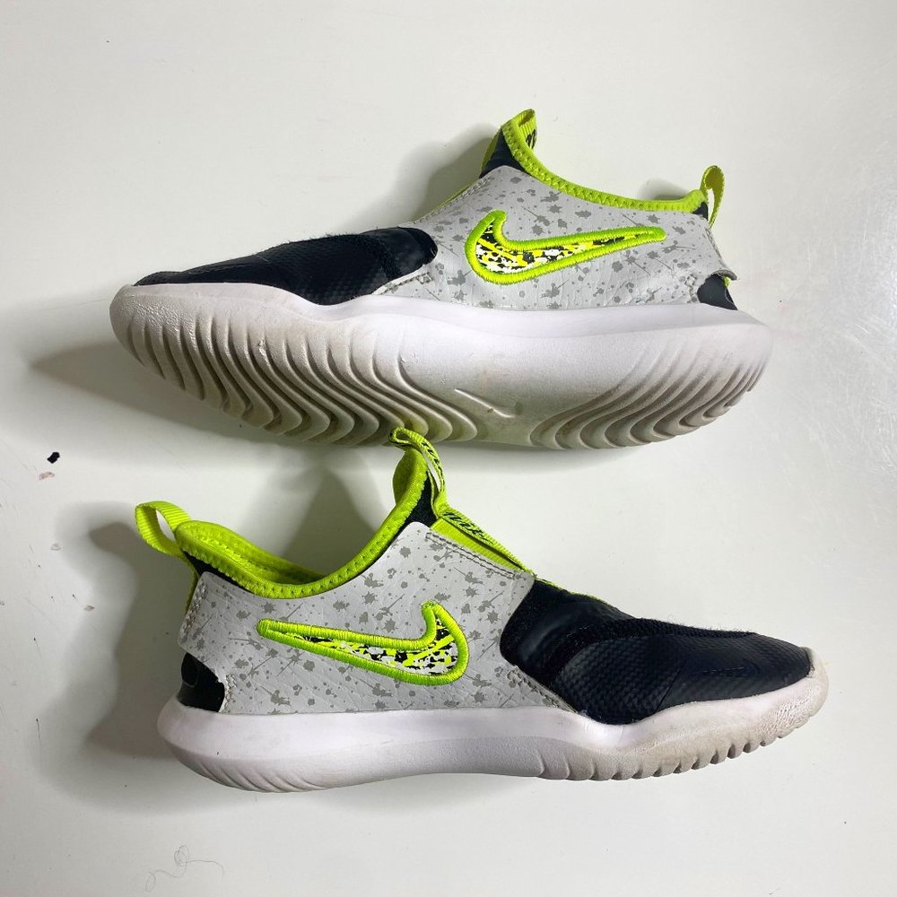 Nike Boys Flex Runner Size 2Y DJ1514-001